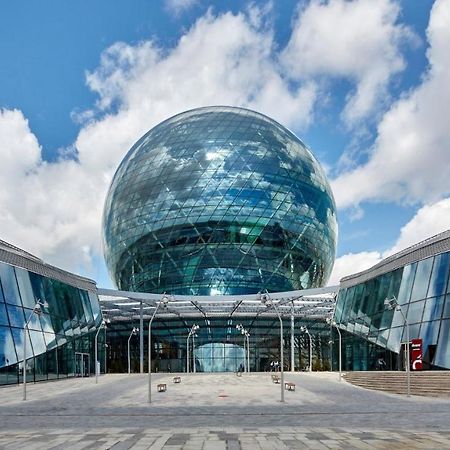 Capsulinn Expo/ Astana Hub Bagian luar foto